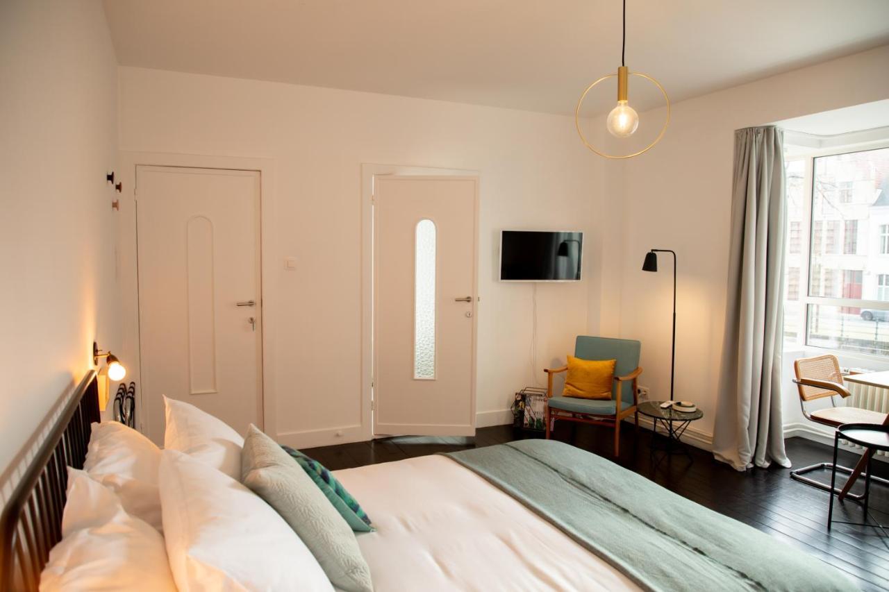 Double Room Private Bathroom